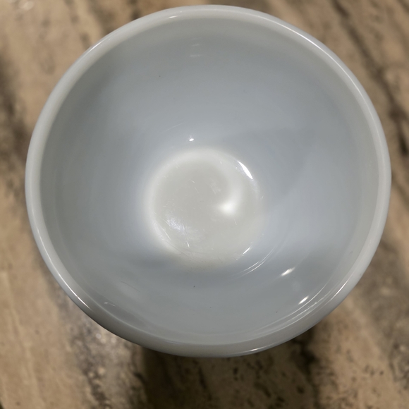 Pyrex Blue and White Decorative Bowl - Picture 4 of 4